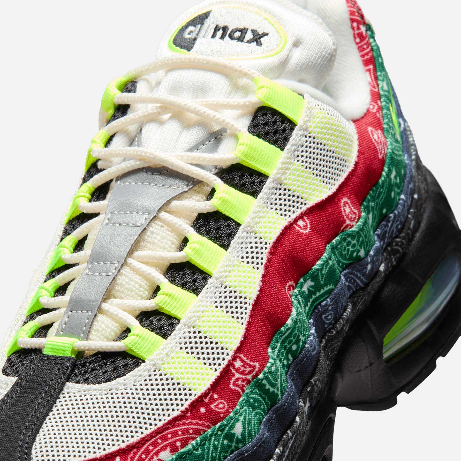 Air Max 95 OG Big Bubble Paisley Bandana IQ0620 100