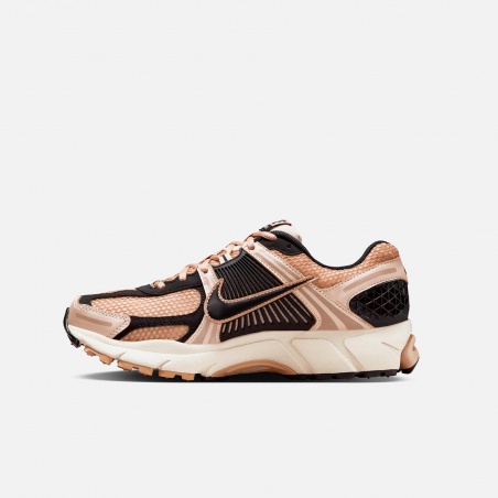 Nike Zoom Vomero 5 FJ2028-106