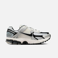 Nike Zoom Vomero 5 HQ1182-001