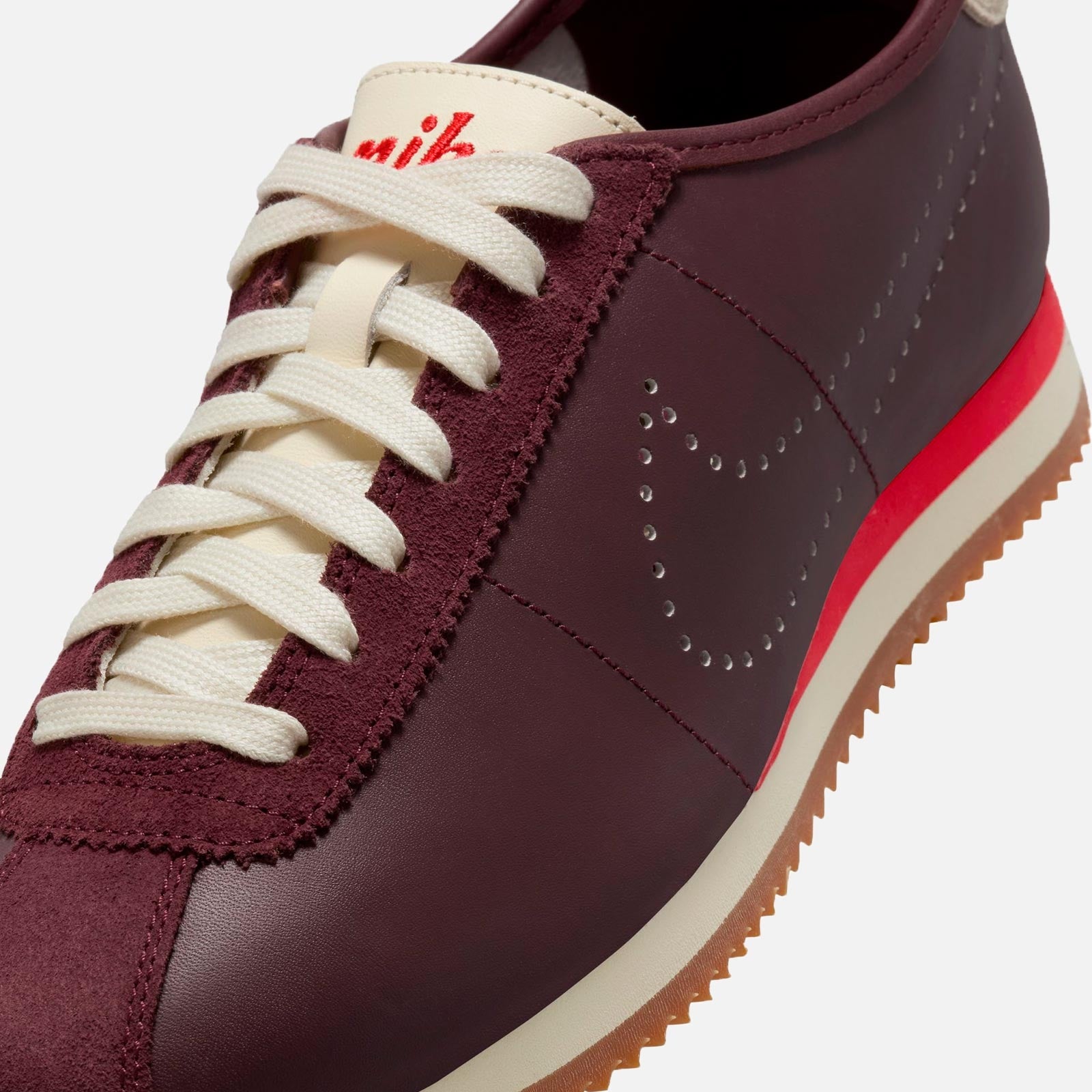 Cortez Leather HQ1841 601