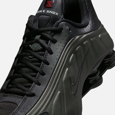 Shox R4 HQ1988 001