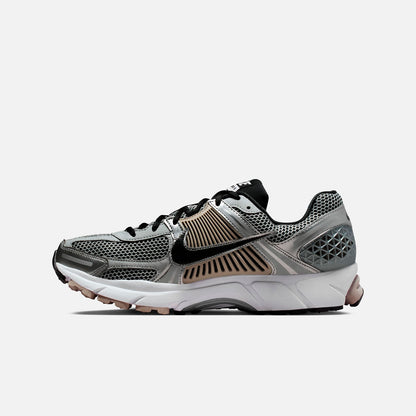 Zoom Vomero 5 FJ4151 007