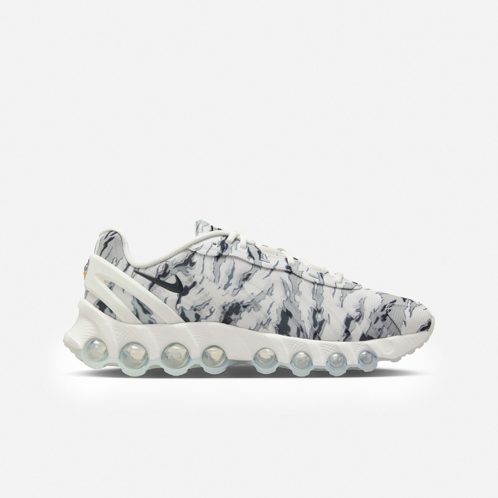 Air Max DN8 Premium IH0377 100