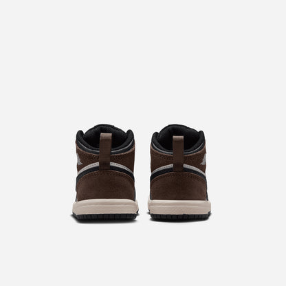Jordan 1 Mid DQ8425 007