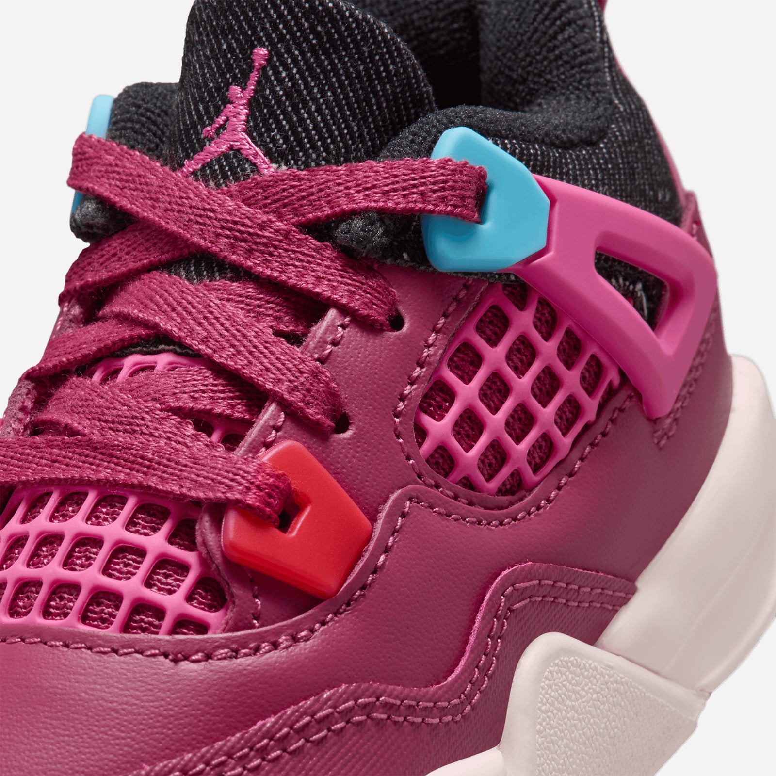 Jordan 4 Retro Desert Pink IO2830 600