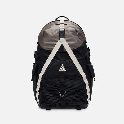 Mochila Nike ACG Daymax HJ8178-010