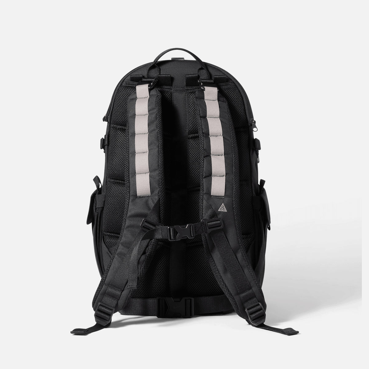 Mochila Nike ACG Daymax HJ8178-010