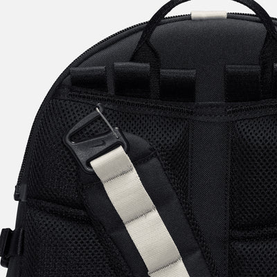 Mochila Nike ACG Daymax HJ8178-010
