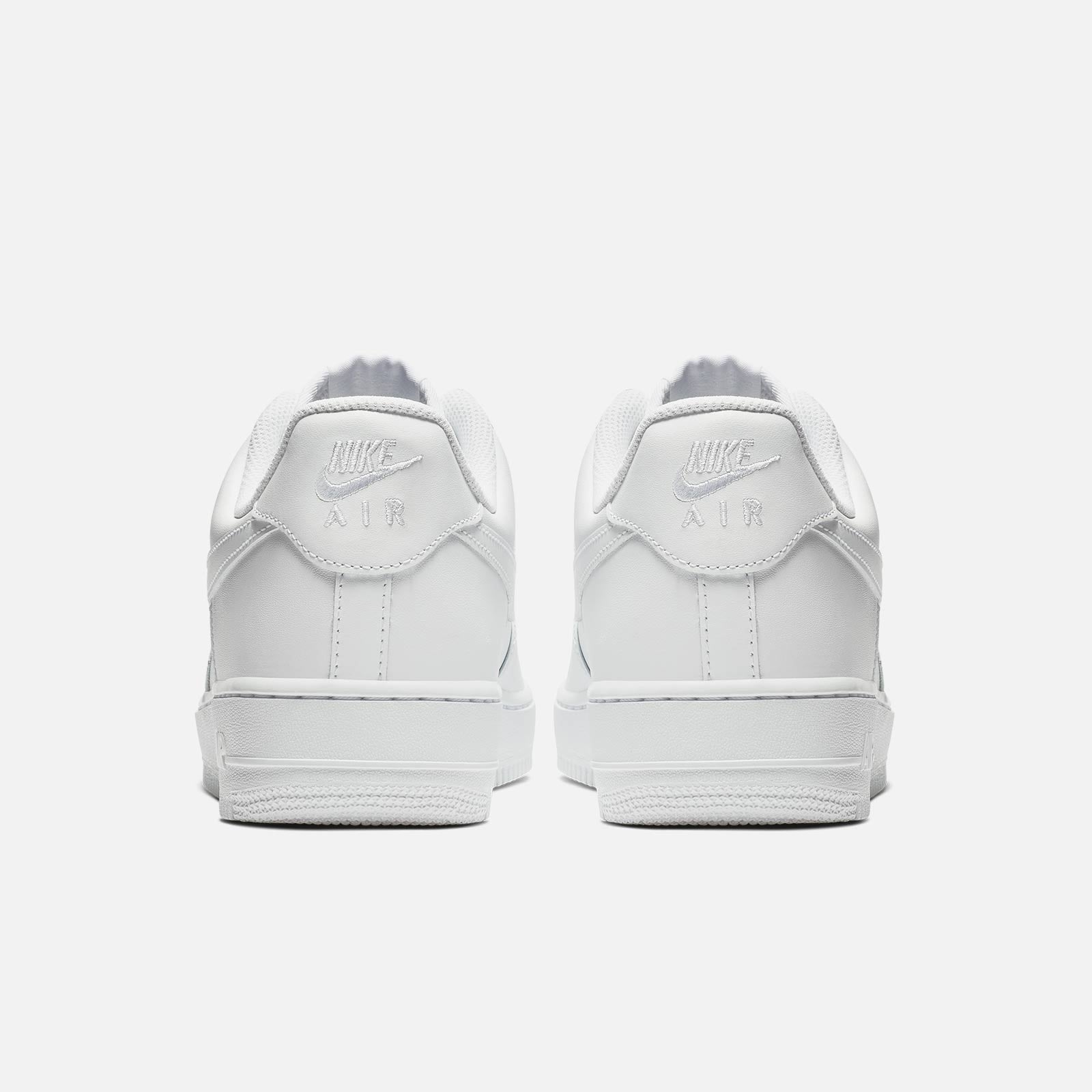 CW2288 111 Air Force 1 07